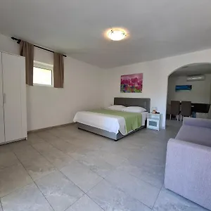  Apartment & Mila Croatia